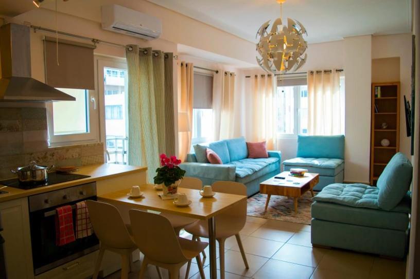 Sunny Central Luxury Apartment Volos Exterior photo